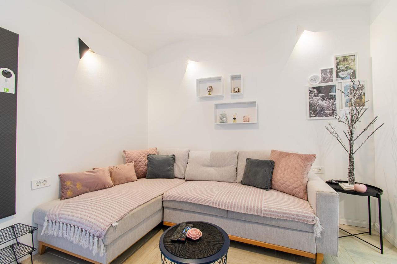 Apartma Flexible Selfcheckins 44 - - New - Center